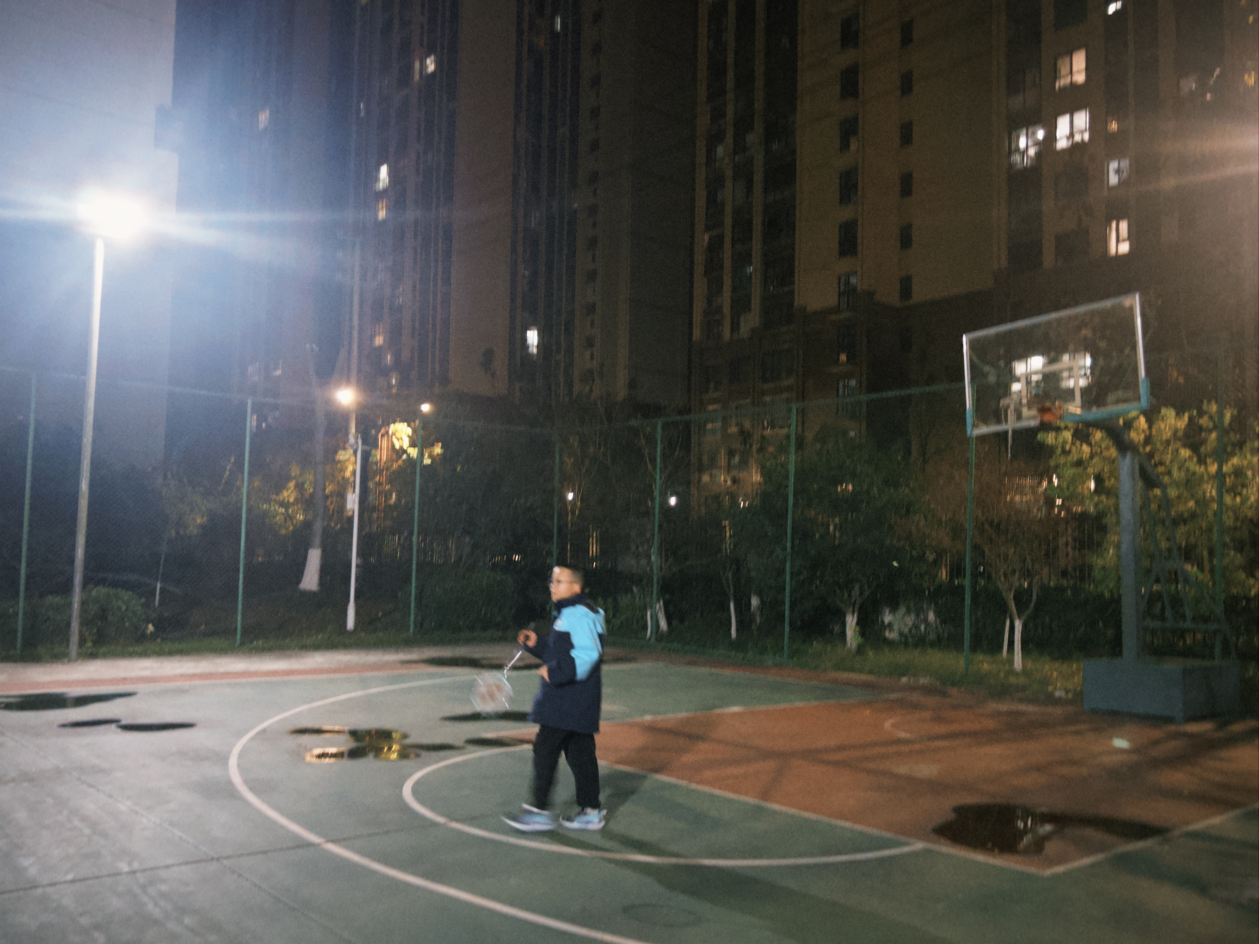 生活手记2025年12月23日四年级记录📝①步行回家有点冷了 讲了在学校的趣事