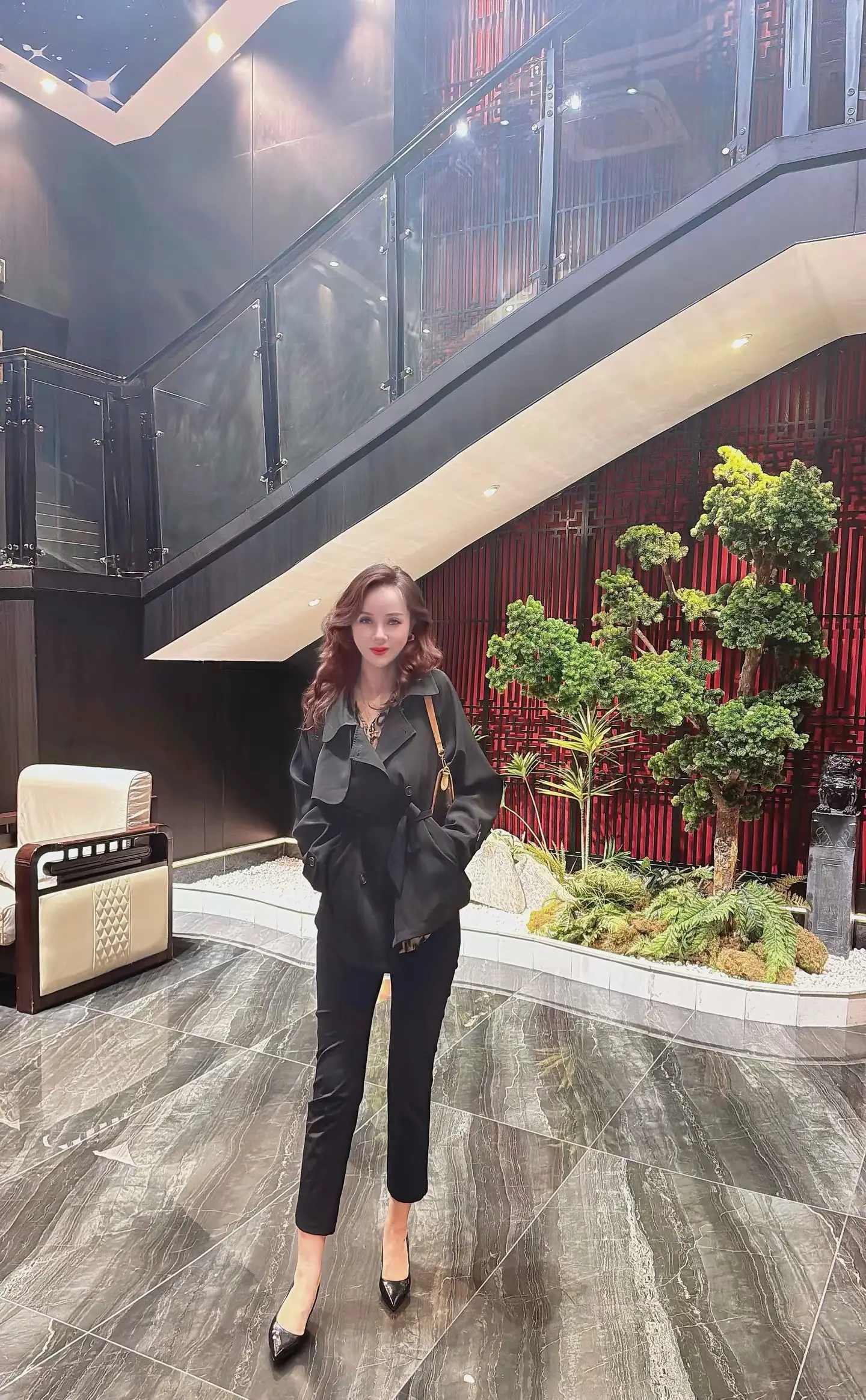 人与人一但不联系了，就什么都不是了，成年人的离散，从来不是争吵，而是默...