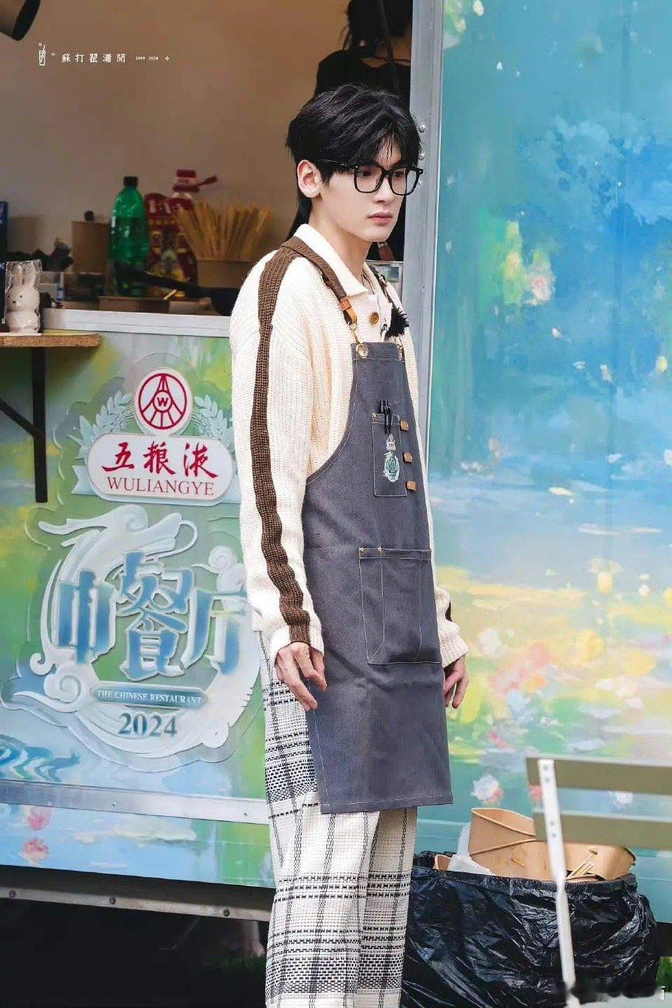 这样看翟潇闻的身高够186吗？ ​​​