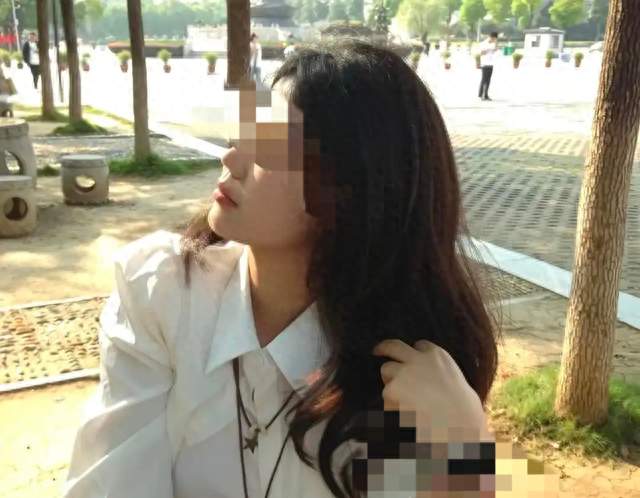 女子指控男孩摸臀新进展！学历曝光，两次送医急救，调解过程披露