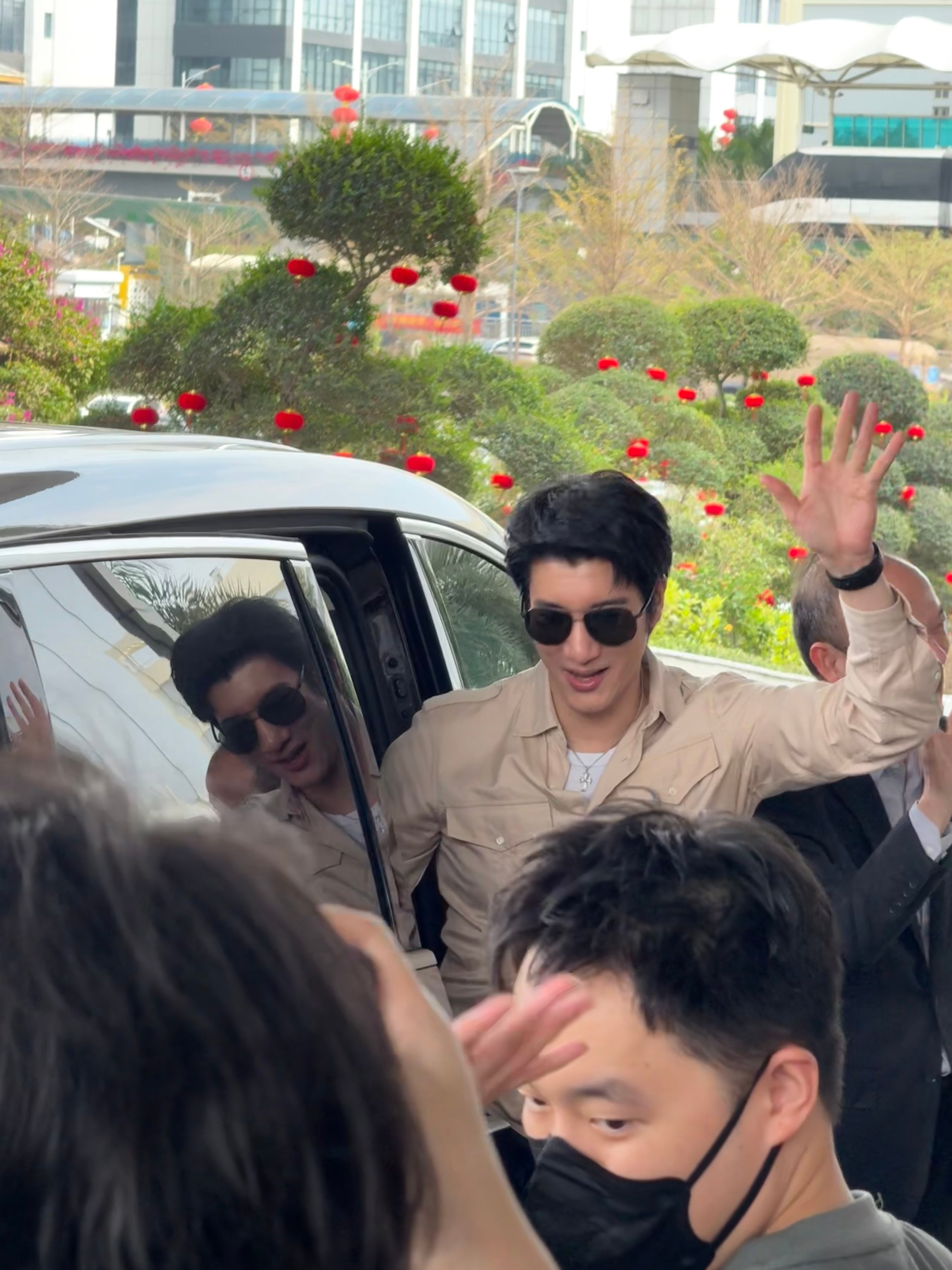 二哥今日专属座驾……腾势D9比亚迪大v聊车王力宏