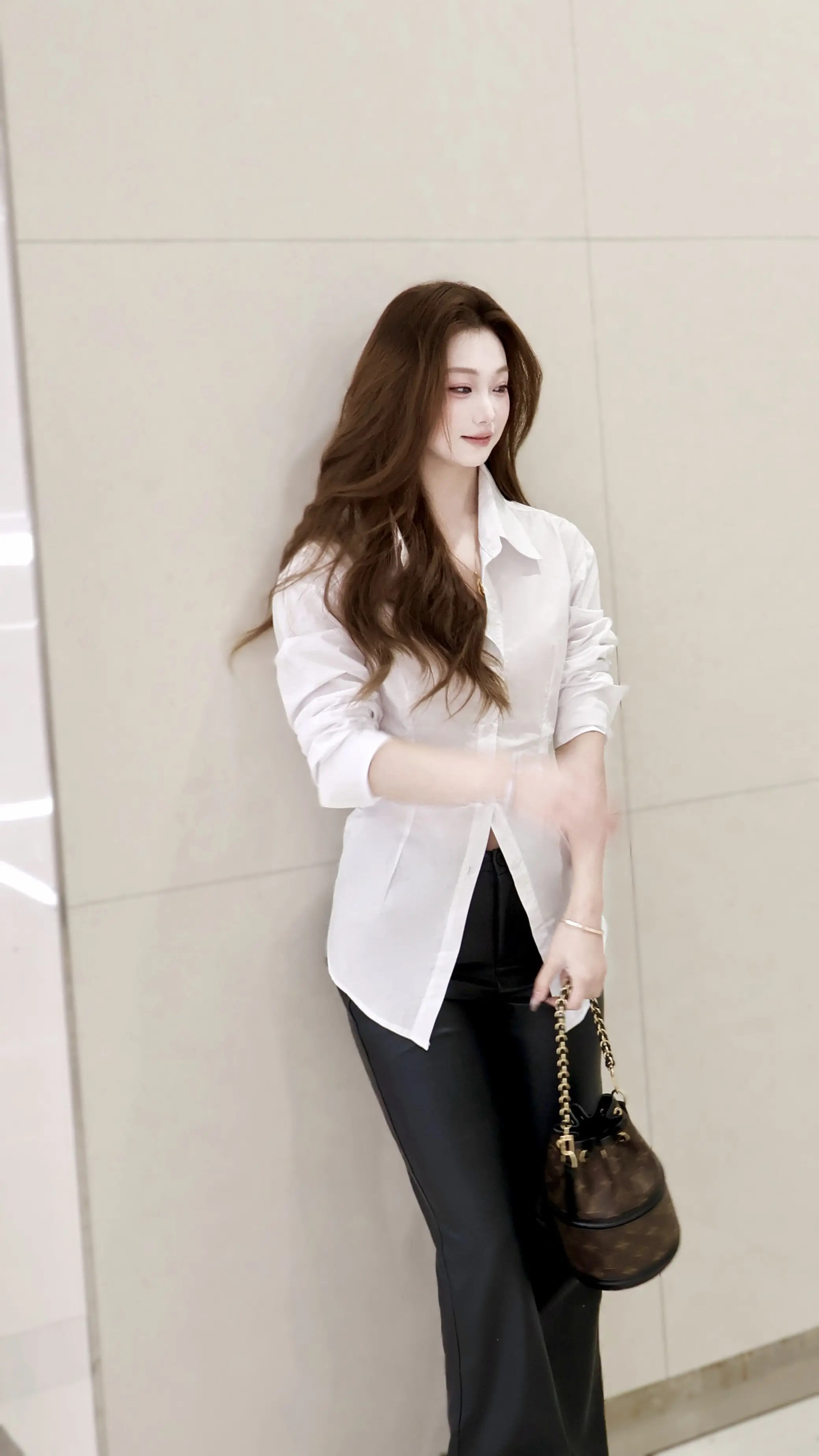 今年好好干 争取买条碎花裙 也感受一下Polo衫的深情。