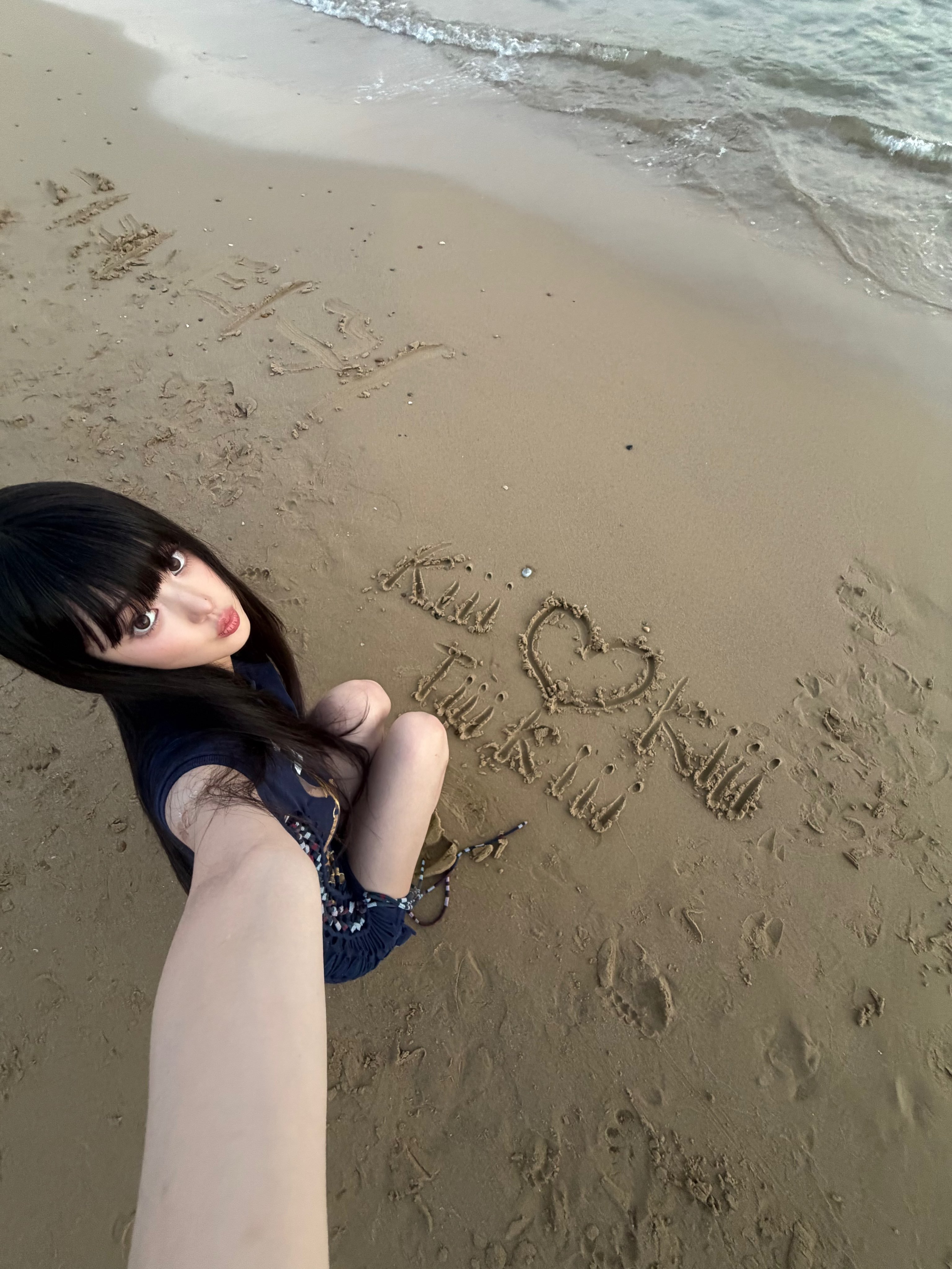 260811 KiiiKiii LEESOL李修旻 