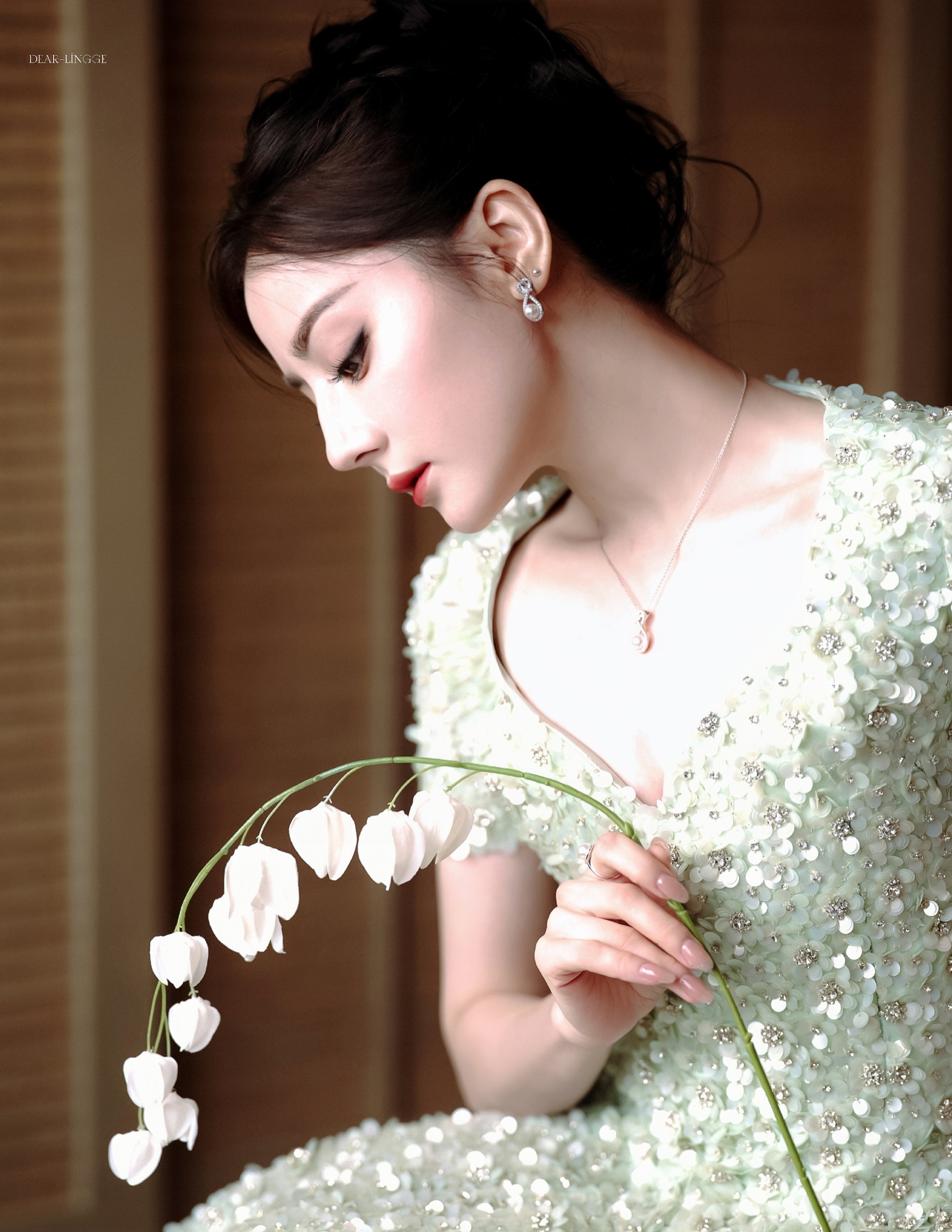 我的超话卡册 dlrb迪丽热巴功夫女足 你妈不姓方，那为什么你长那么正？