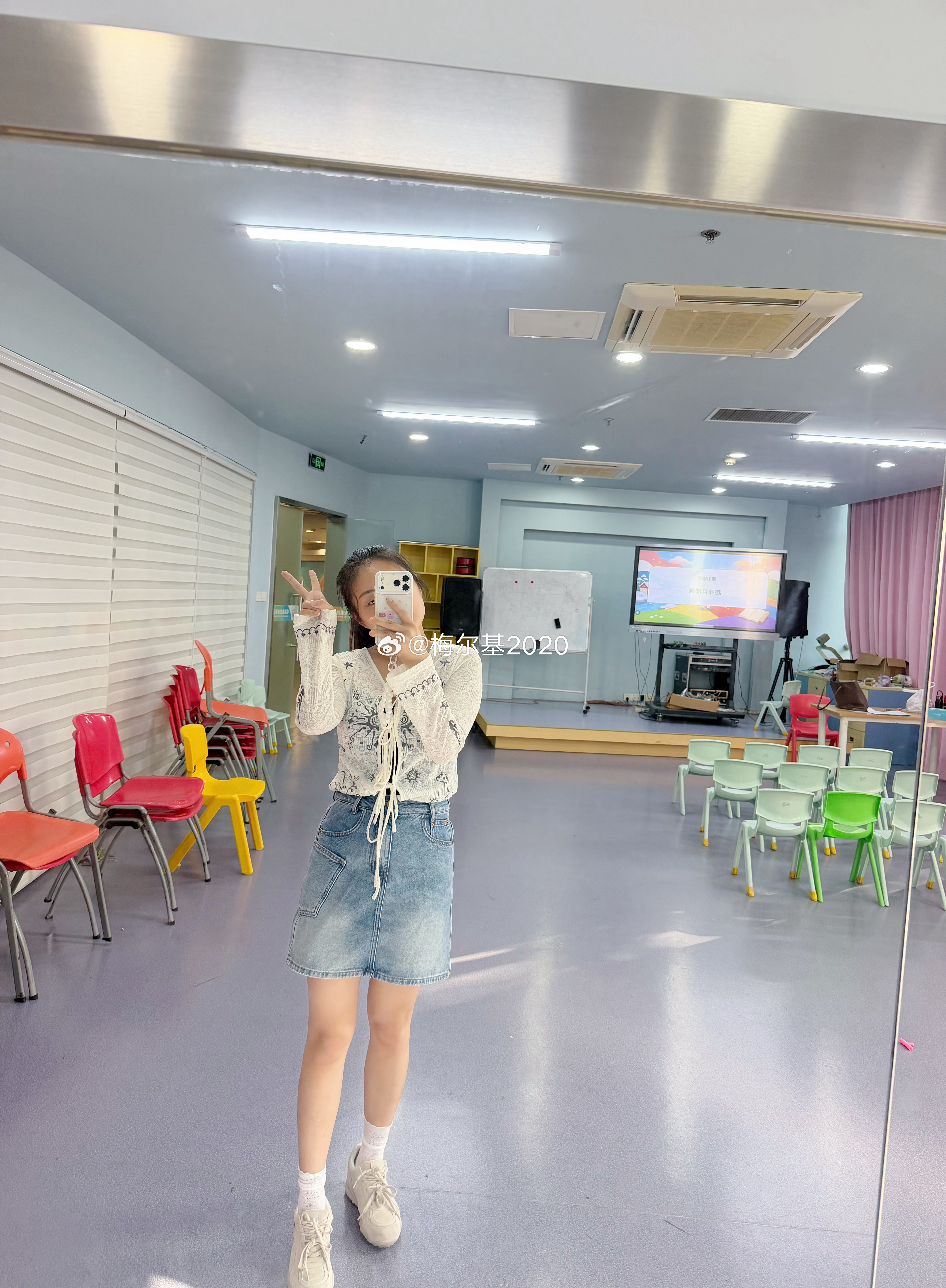 临海[超话]  早早早～ ​​​
