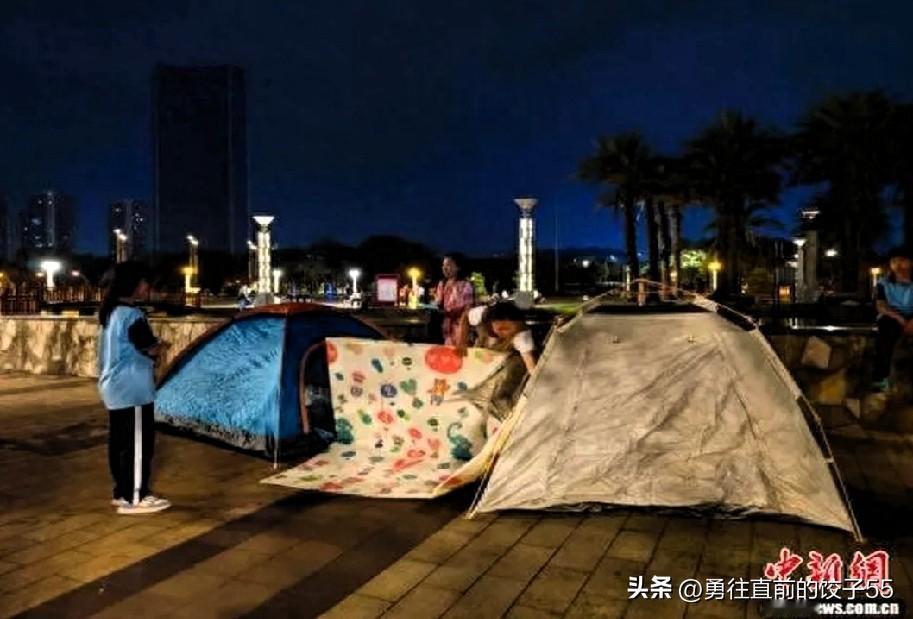 凌晨被震醒，本以为是做梦，看到新闻后背却一阵发凉。

柳州5.2级地震，按理说这