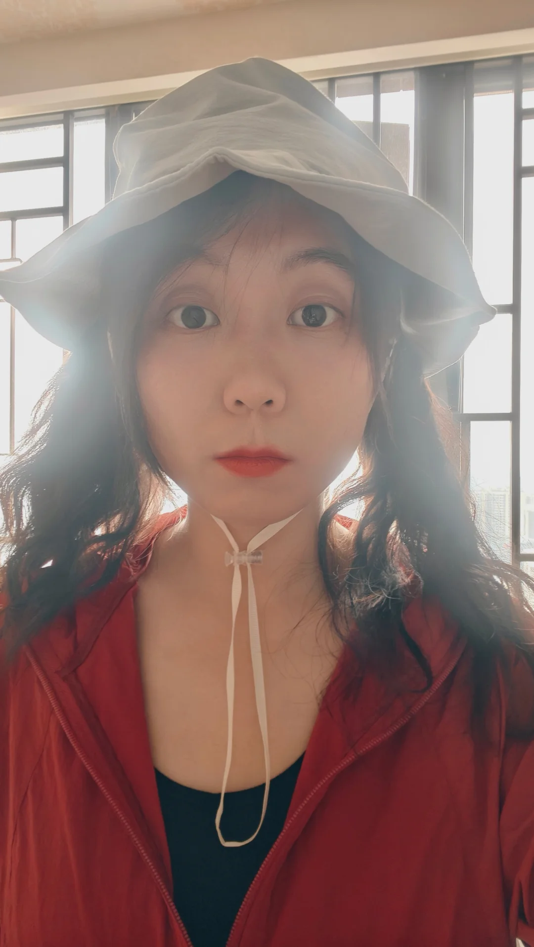 不必追光，你本身就是温暖的光。