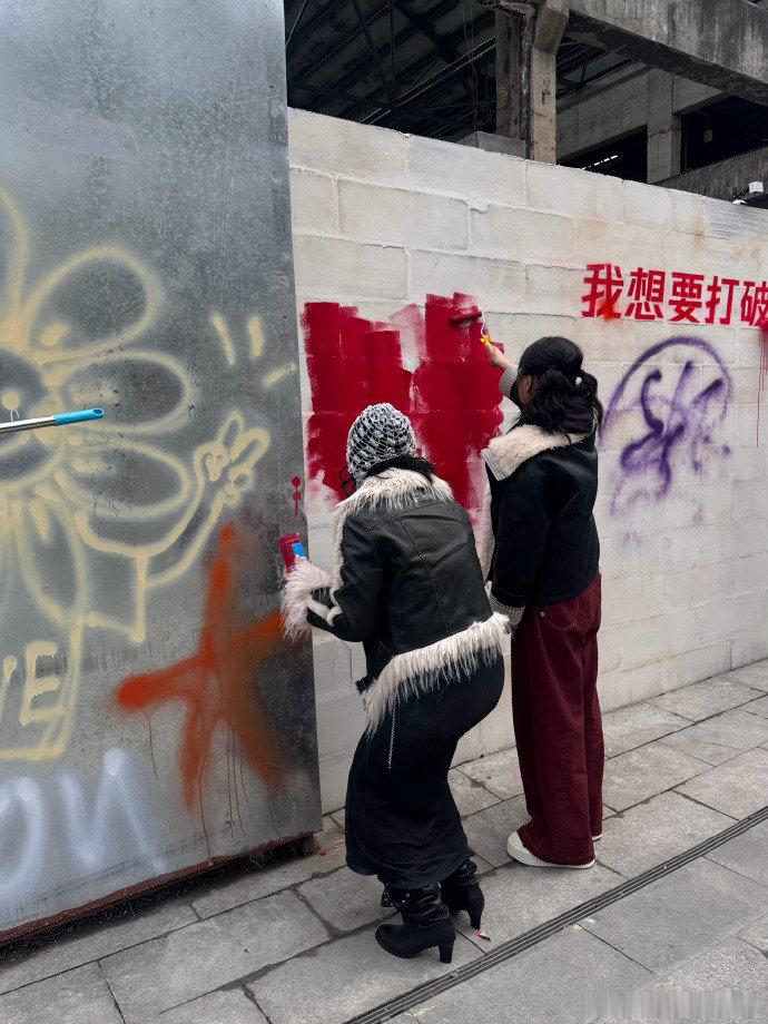欧阳娜娜晒桃花坞plog欧阳娜娜桃花坞plog里的贺峻霖 欧阳娜娜桃花坞plog
