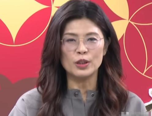 国民党这场新春团拜，简直就是一场惨绝人寰的“公开处刑”！郑丽文强撑着笑脸站在台上