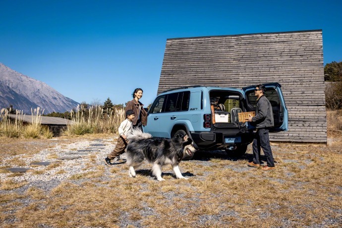 地平线HSD城野皆好开别再被“高价才有高阶智驾”的观念绑架啦！iCAR V27搭