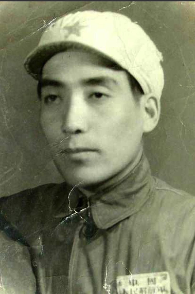 1952年，志愿军师长回国治病，女医生一句“和恋人潘田失散8年”，让他当场愣住—