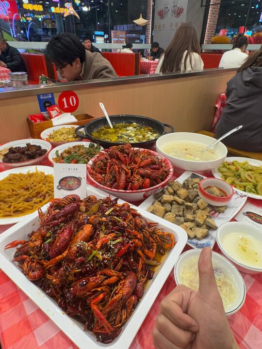 近期在杭州吃到最满意的一顿🦞！！！！