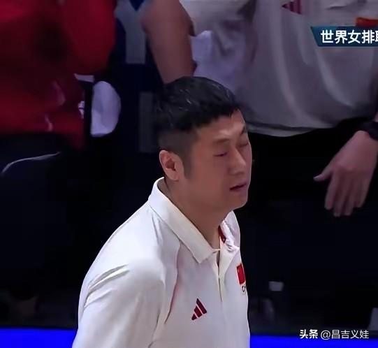 虽然3：0稳操胜券，但是还是想问，我们的中国女排怎么了？打个弱的不能再弱的乌克兰