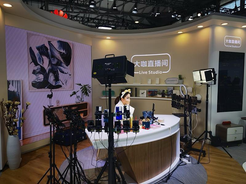 日记｜终于看懂：为什么普通人越来越难赚到钱

今天终于想通了一个现实问题：并不是
