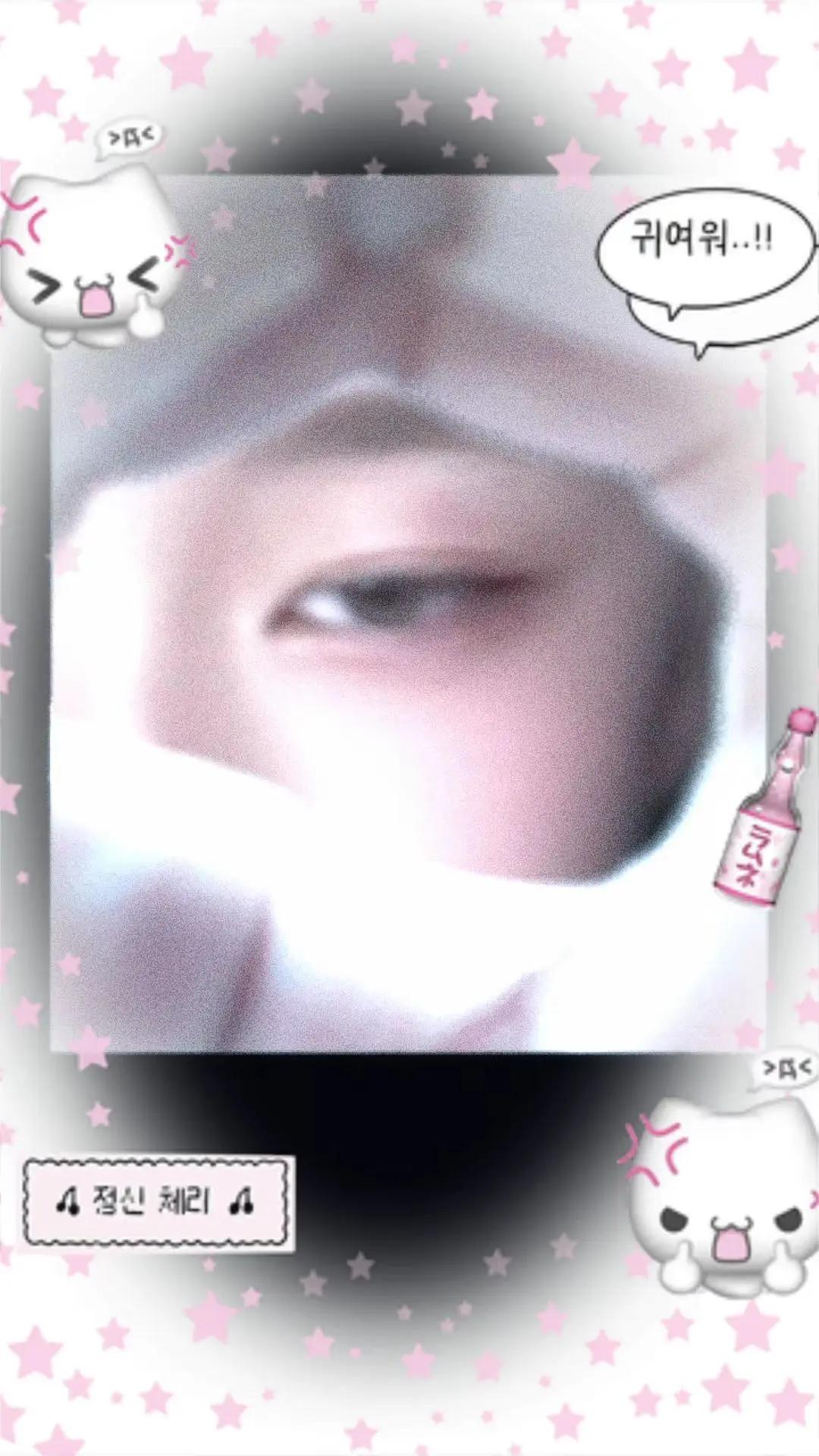 cos眼妆 不露脸系列 写轮眼 丹凤眼了解一下 糊感低像素自拍