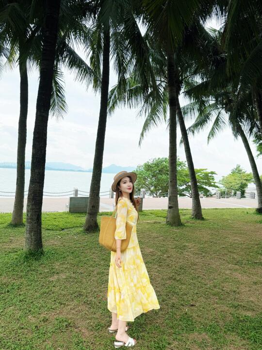 不在三亚 在深圳🌴