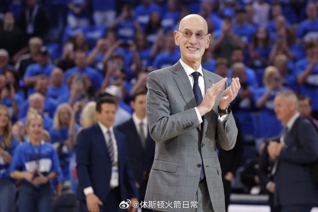 肖华谈摆烂：“明年我们将做出重大改变。一方面，你可以完全将选秀与球队战绩脱钩……