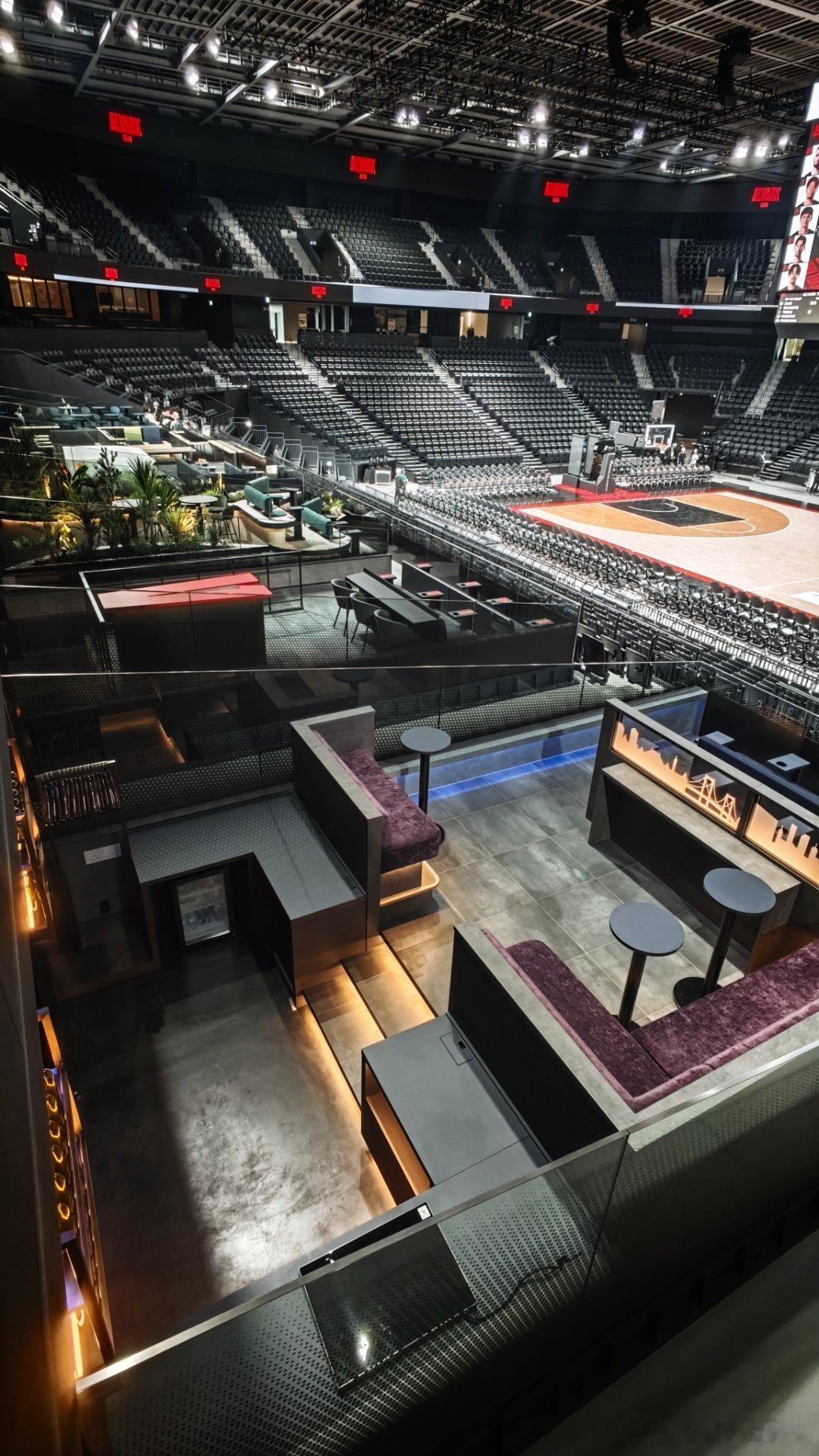 东京丰田体育馆，这些VIP包厢设计的太漂亮了！ ​​​