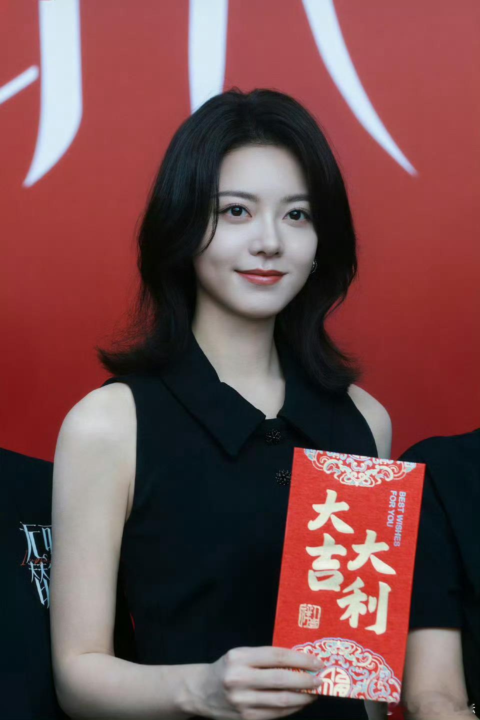 赵今麦无可替代路透好美[爱你][爱你][爱你] ​​​