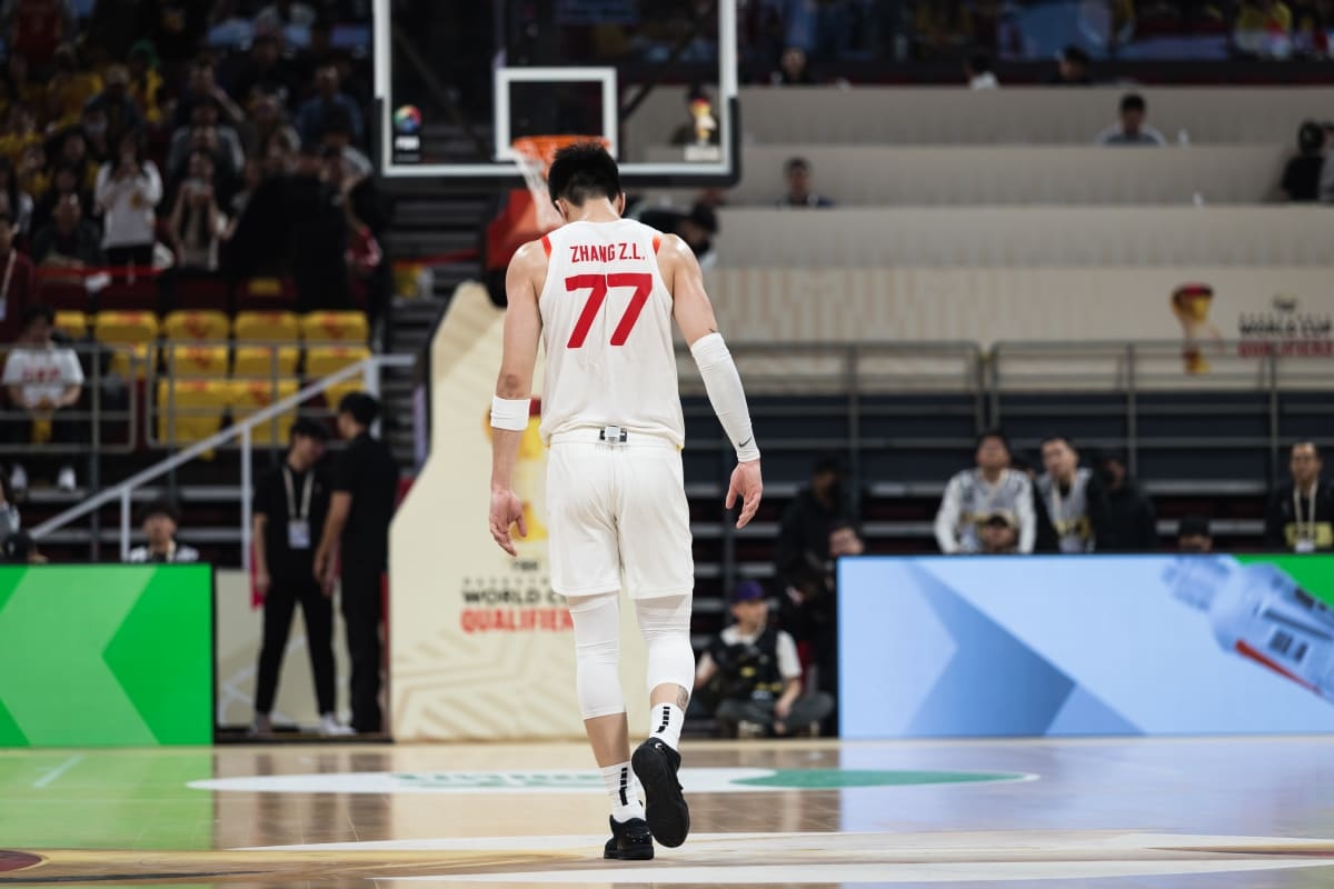 张镇麟重返国家队的第一场正式比赛，全场20分！下一场客场更难，希望大家更坚决！中