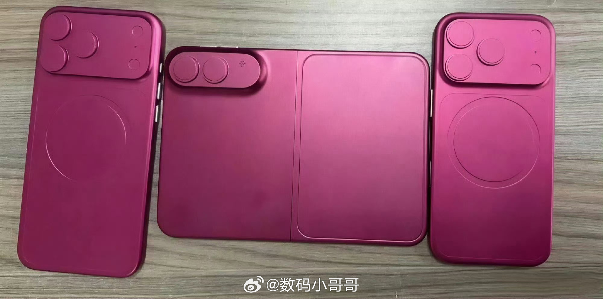 iPhone三款新机机模出炉，所以大家期待iPhone Fold、iPhone1