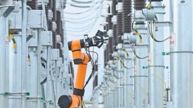 从DeepSeek横空出世、Seedance惊艳刷屏，到人形机器人崭露头角、智能