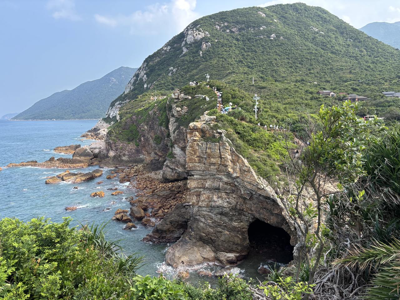 深圳太有钱了，其他地方卖1块钱的老冰棍要卖8块钱！粤西地区来的我们还真消费不起，