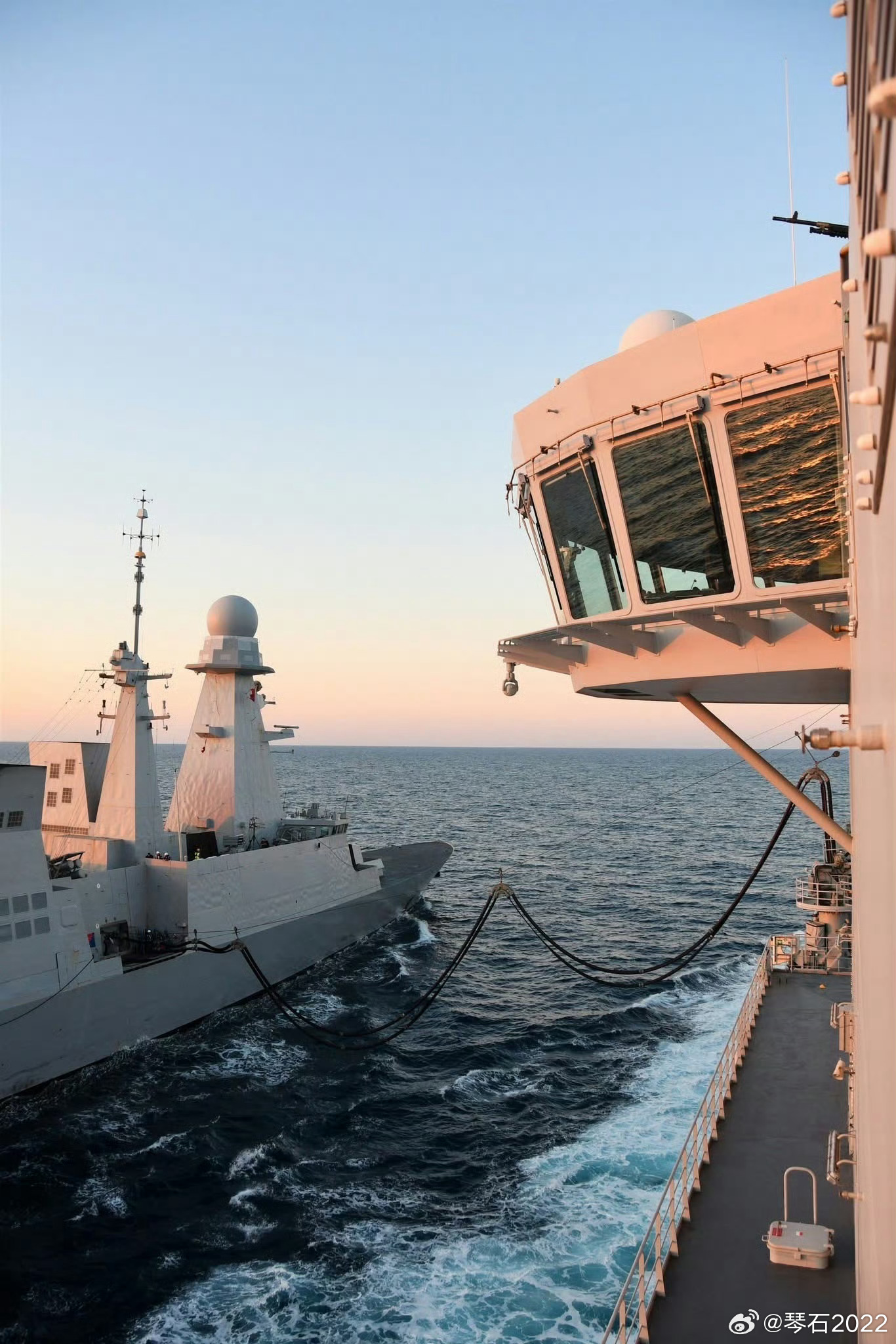 法国佬拍片还是不错的至于什么阵风，什么E2C，什么弹射器，还有地平线，那都没啥可