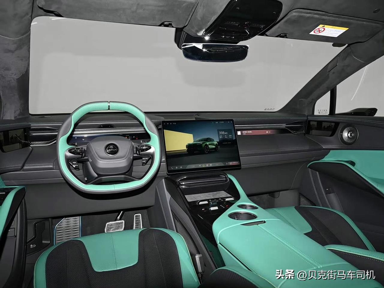 莲花也有放下身段，迎合市场的一天。
莲花FOR ME正式上市！起售价50.8万元