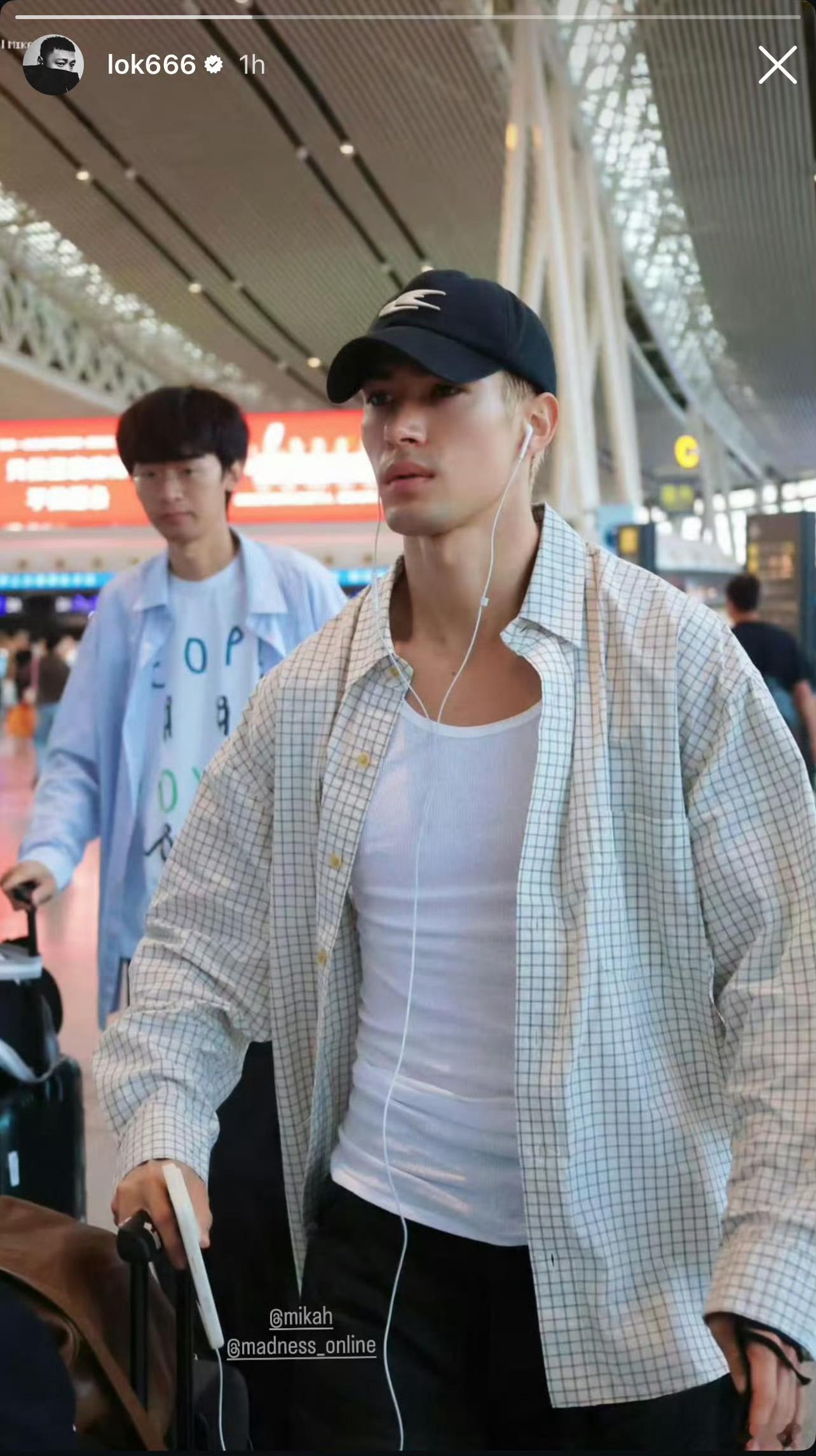 余文乐IG认领米卡米卡上身余文乐品牌衣服现身上海 看到余文乐IG认领米卡，才知道