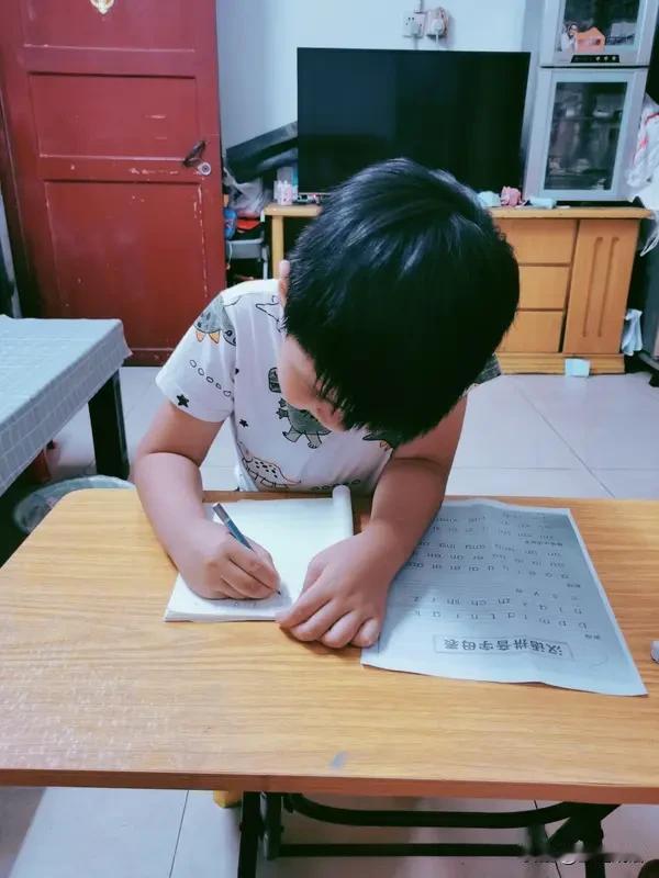 我新发布的内容被官方推荐啦！👍你也快来发布一条吧！带记录真实生活话题，更容易被