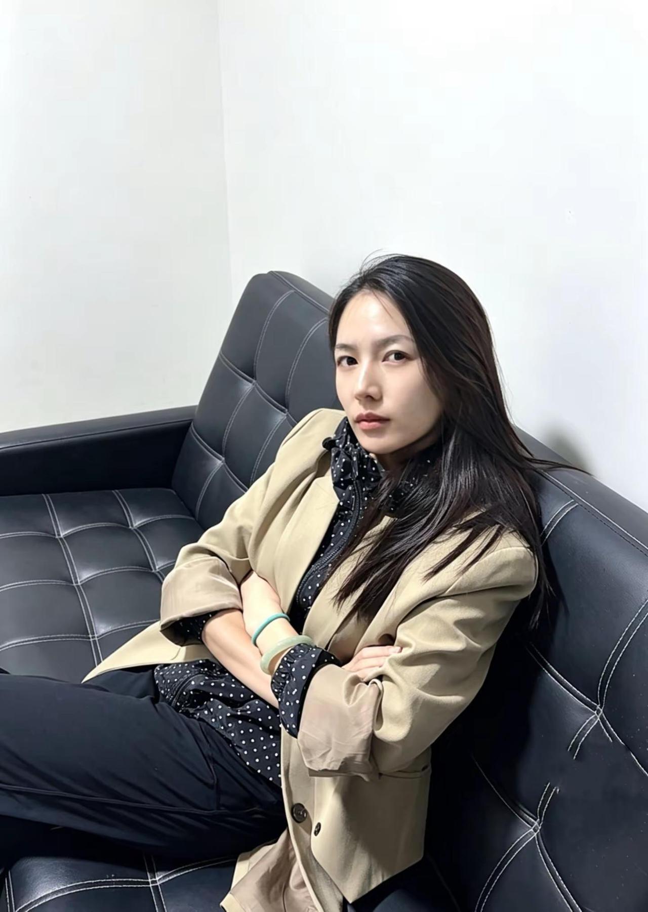 三选一 哪张最好看🤔。霸道女总裁也有烦心事 高知温柔风