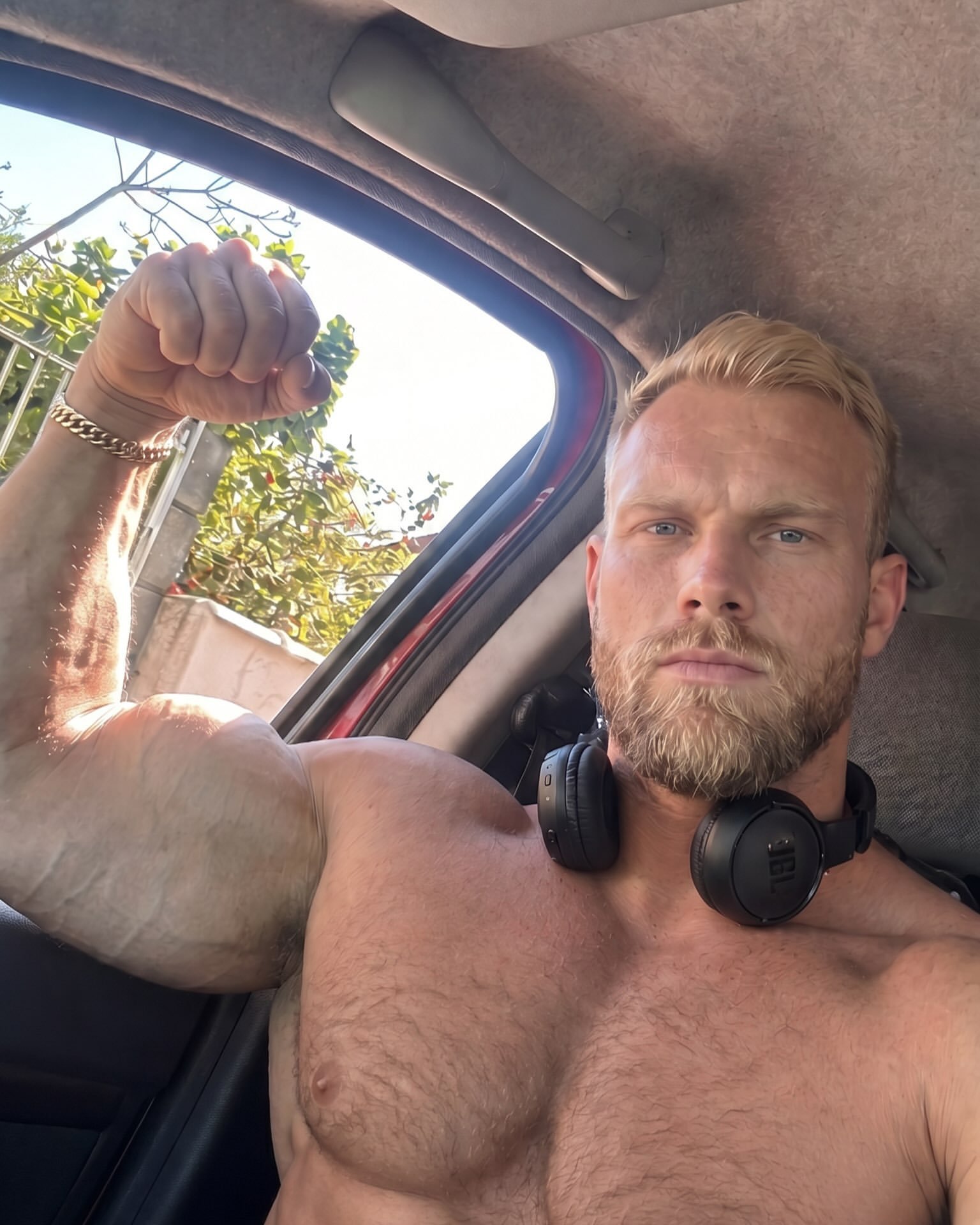 hot daddy type ​​​