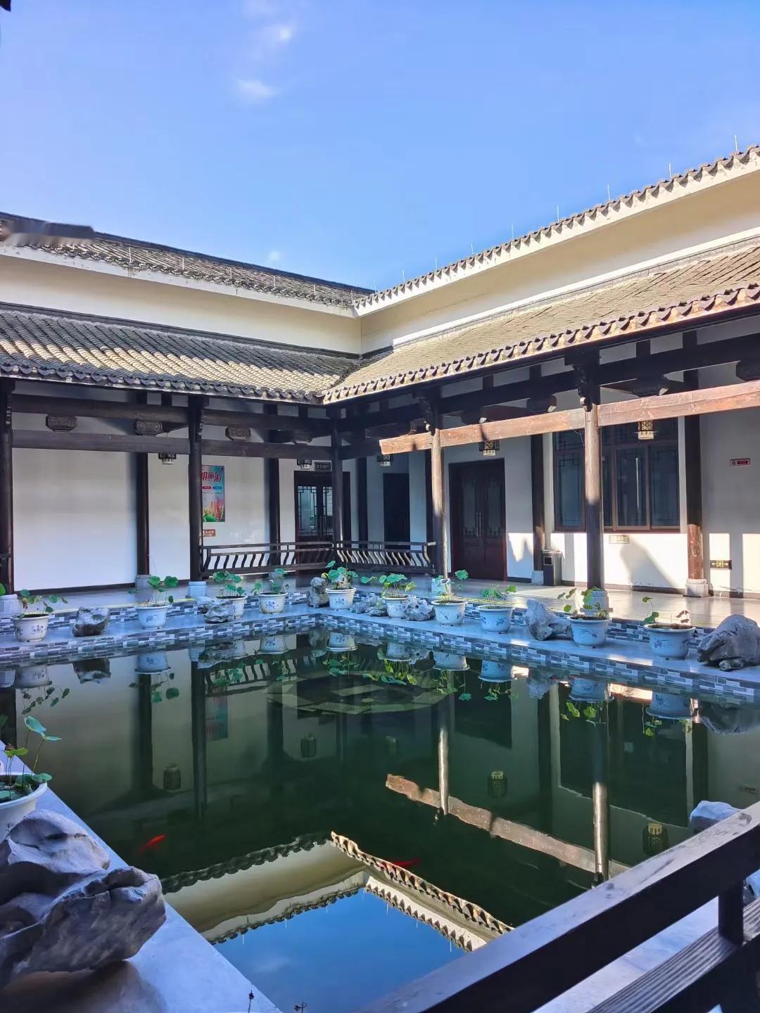 A股：进入了自身修复阶段，继续疗伤！

周末利好根本得不到预期，比方说平准基金推