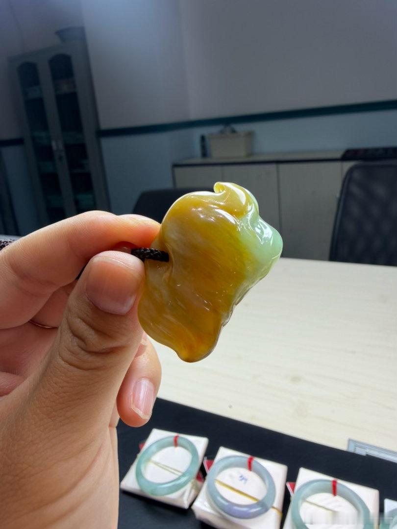特色随行 黄带绿，种老，肉细，40.9/28.5喜欢💕💰2600🉐 
