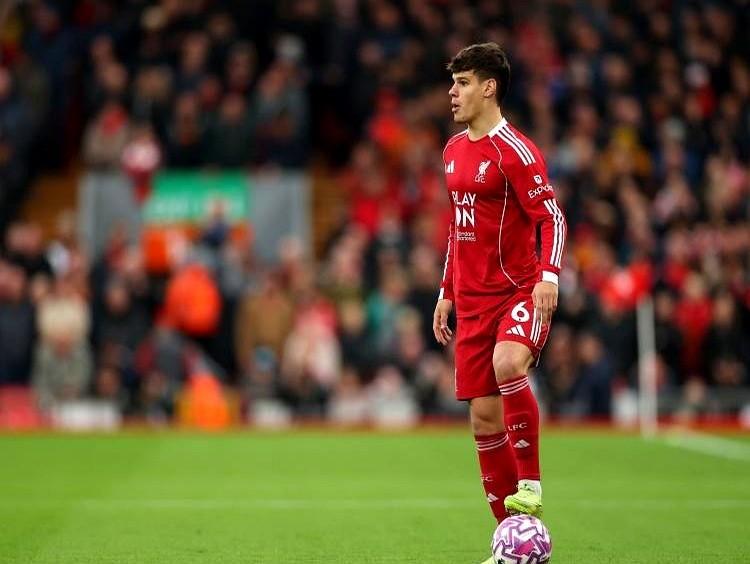 基耶萨这场球真的没有一次瞎处理！

看他踢球简直是种享受，每次触球都稳得一批，就