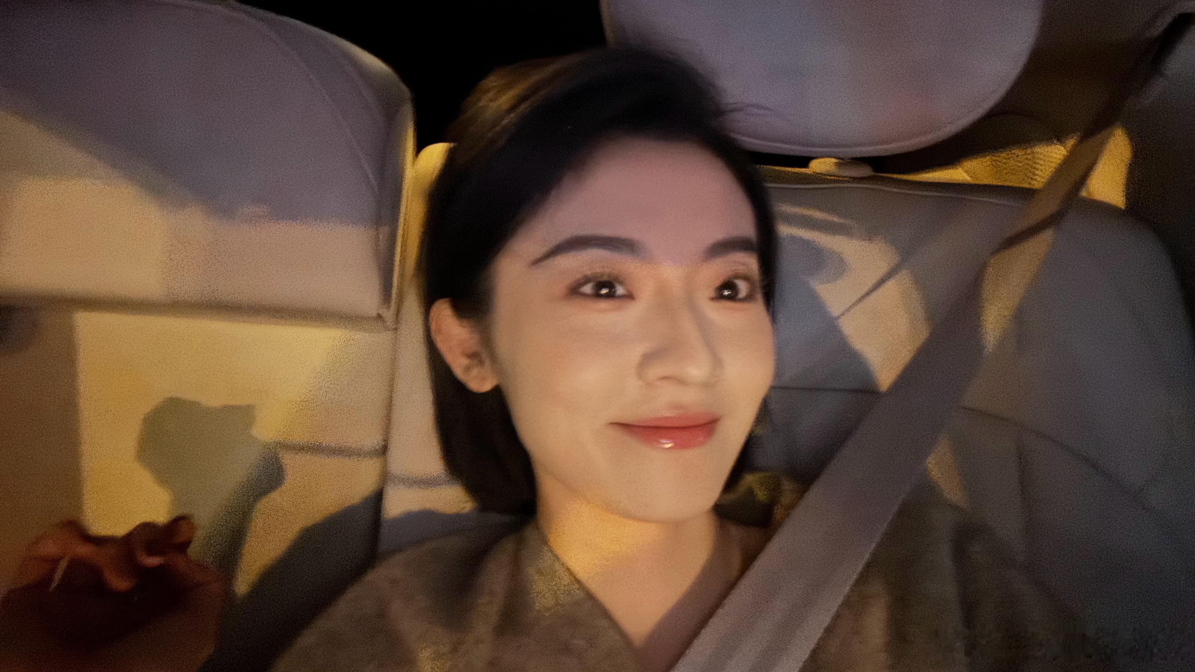 喜欢我的小车～智己LS6明天智己LS9就正式发布啦～期待～