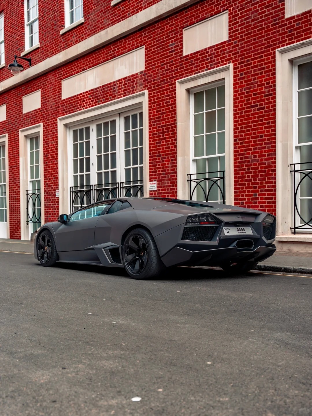 世上仅存20台的蝙蝠战车，Lamborghini Reventon绝美车片