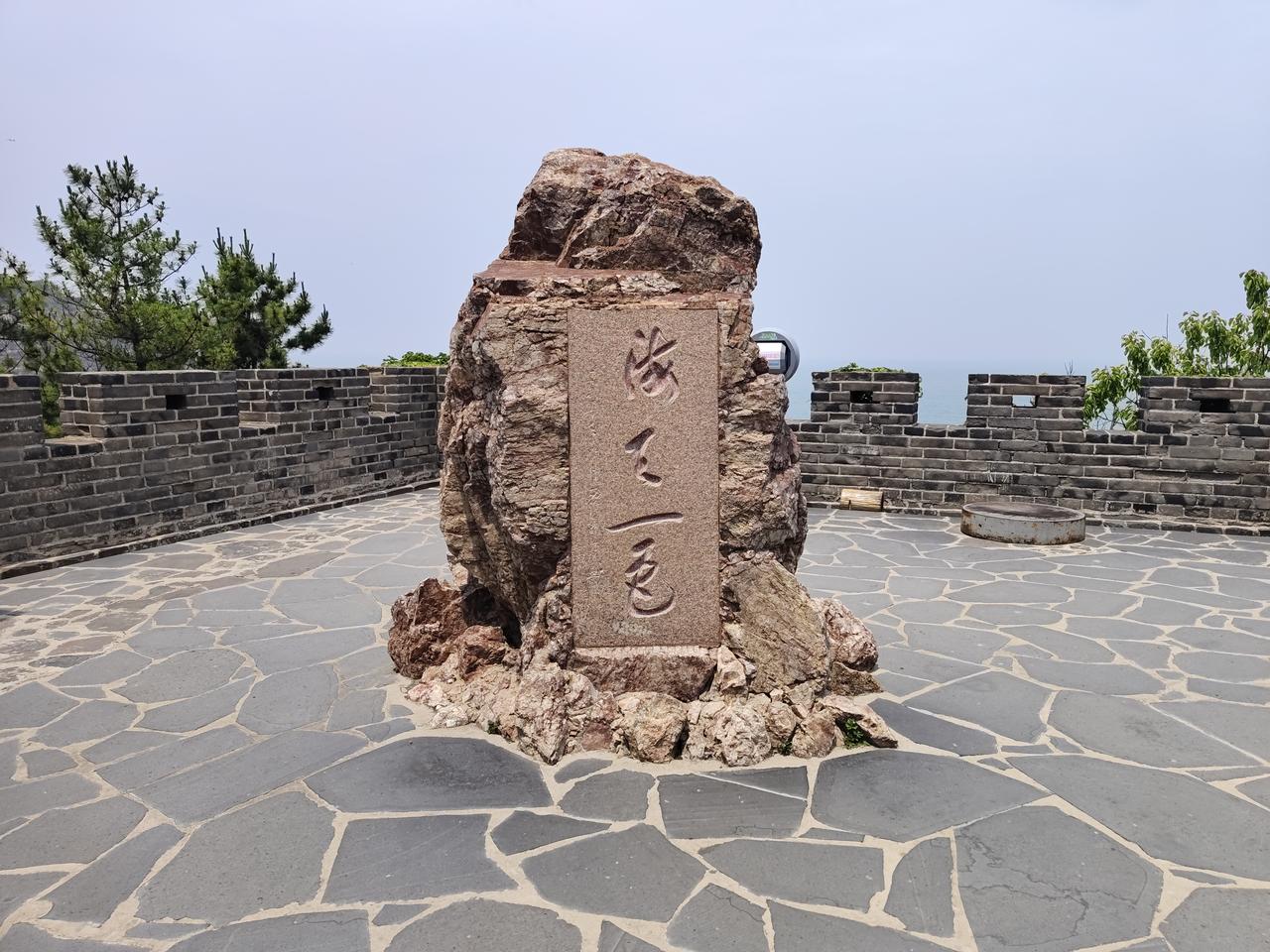 商人团队与伊朗干到骑虎难下的地步，谁难受谁明白，但这绝不是美国军事实力的尴尬，也