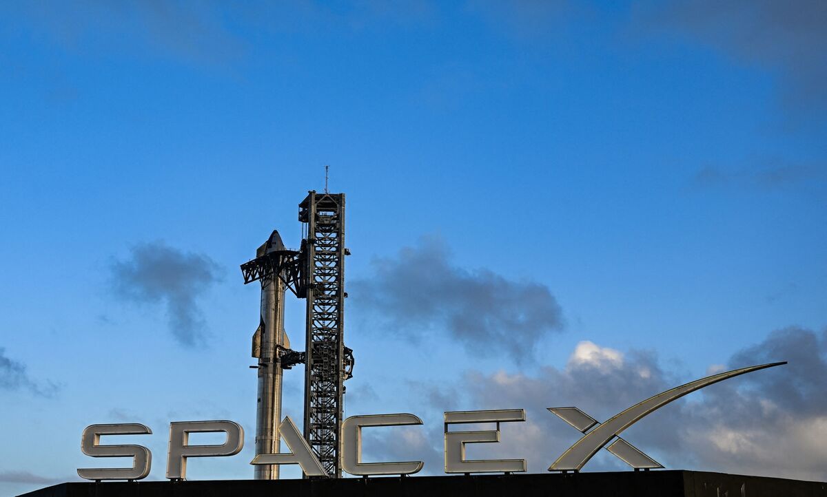SpaceX将在4月举行投资者简报会3月27日，彭博社报道称，SpaceX已告知