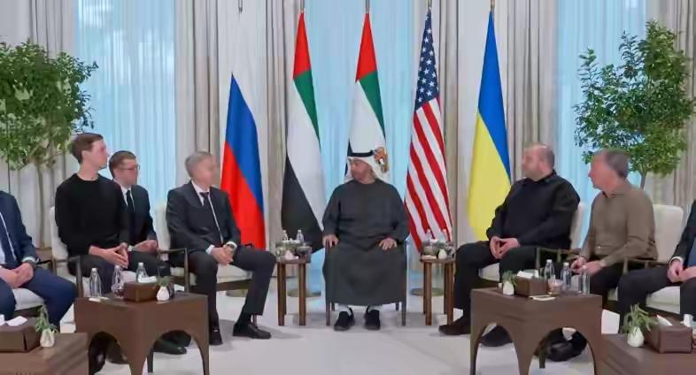 俄美乌三方会谈首日无果，俄乌冲突前线战火未歇