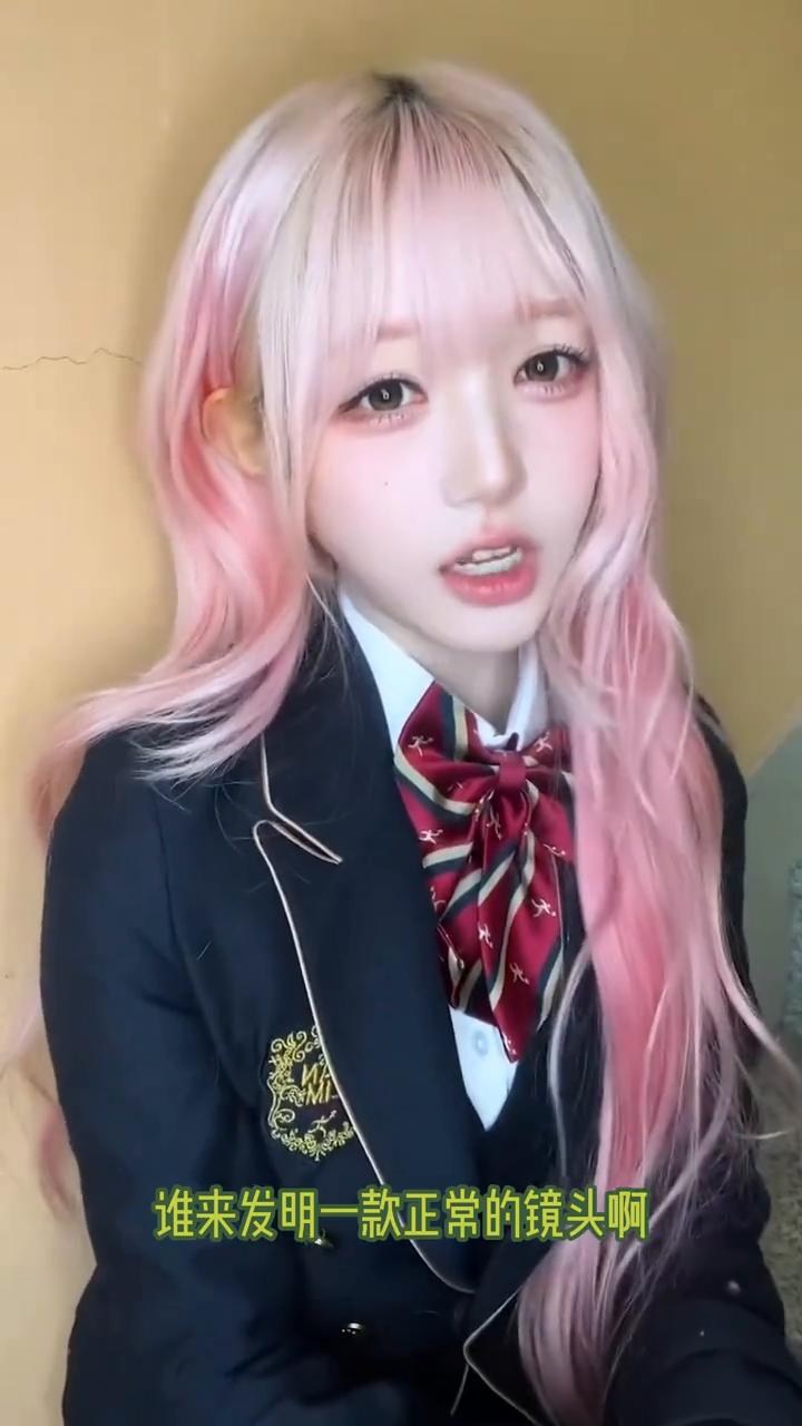 救命，谁来发明一款正常的镜头？金采源这还要跳舞吗？感觉她瘦的只剩一副骨架了，做跳