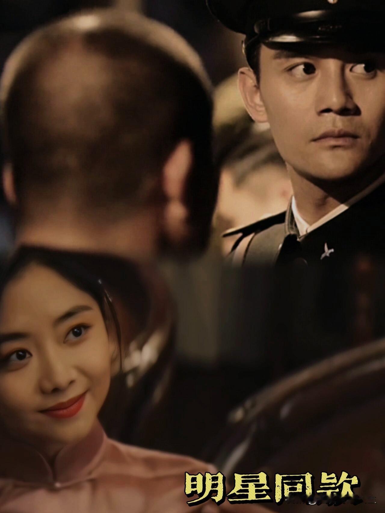 王凯和谭松韵的复古同框，仿佛带我们回到旧时光，怀旧感满满！怀旧明星 经典造型谭松