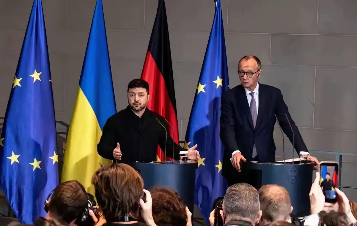 力挺乌克兰、不惧俄罗斯、对美国不卑不亢，德国总理默茨“三观”很正，此人极有可能会