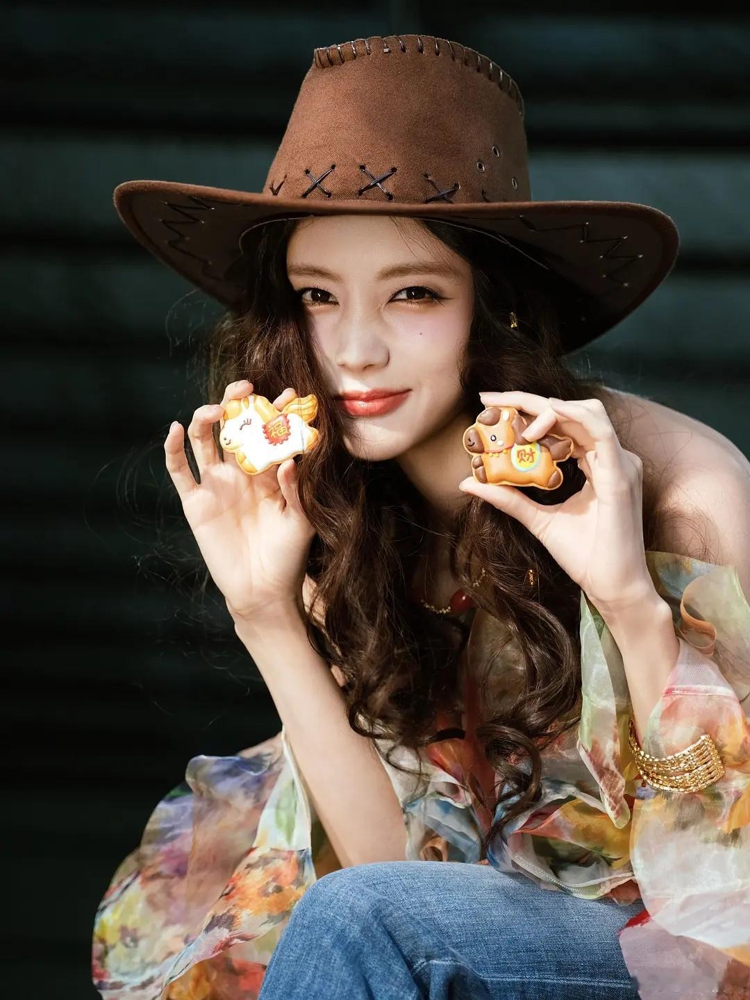 李一桐这个营业怎么样，没见过的风格 