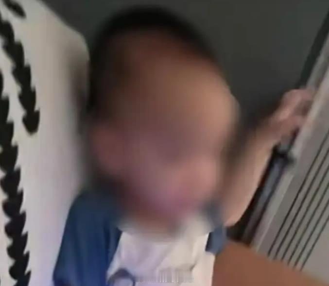 孙子被儿子女友踢死爷爷不想认儿子孙子被儿子女友踢死前爷爷曾反对离婚虎毒不识子啊，