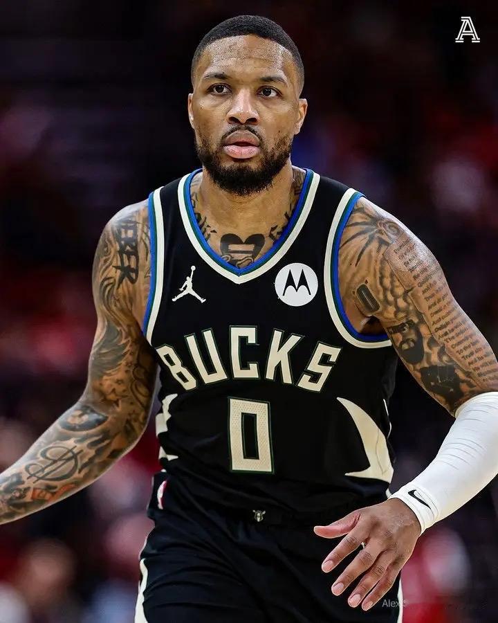 突然发现，独行侠阵容的天赋居然是NBA联盟是独一档的。比如：

戴维斯——201