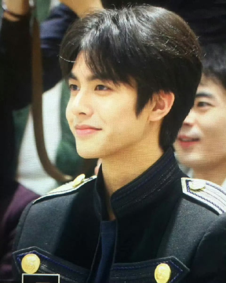 早期好帅啊爸爸