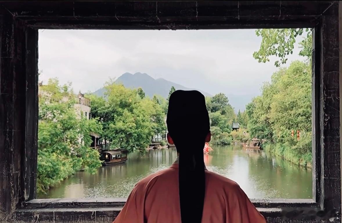 我将辞职在家研究谢兴阳这张图ber？谁教谢兴阳这么拍照的！！！能不能教教我啊！！