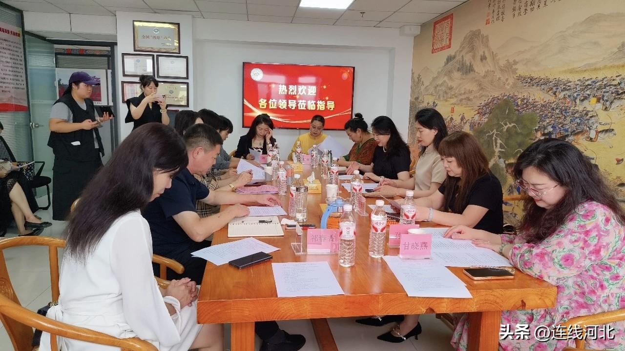 巾帼携手谋发展 河北省女企协赴石家庄承德商会座谈】今年是长征胜利90周年，近日，
